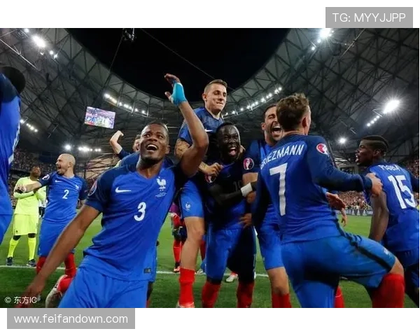 意甲与英超球队标志风格大比拼 谁的视觉设计更胜一筹